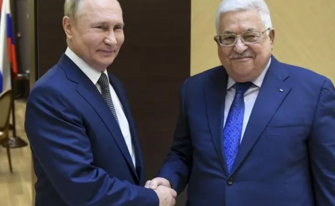 بوتين: الرئيس الفلسطيني مدعو للمشاركة في قمة بريكس